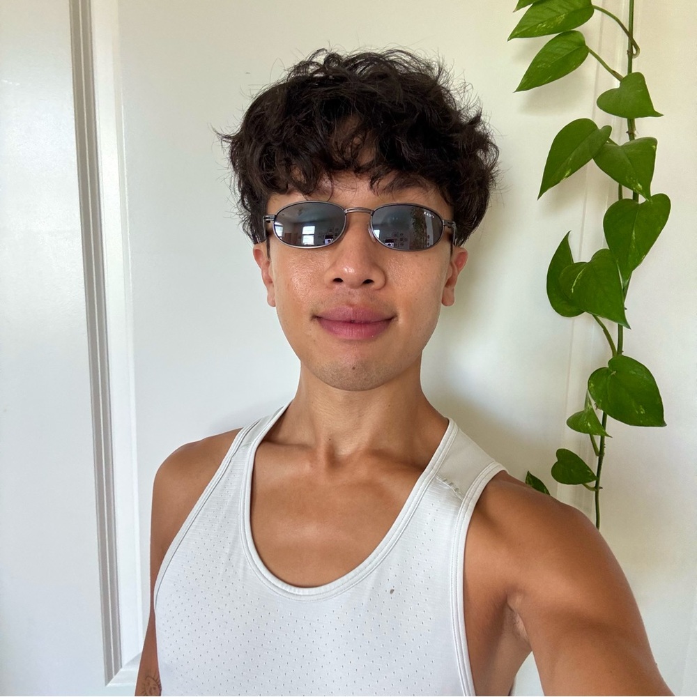 Vintage Y2K Gunmetal Gray Sunglasses - Picture 5 of 6